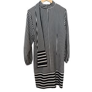 ELOQUII Black & Ivory Striped Minimalist Shift Dress Size 14